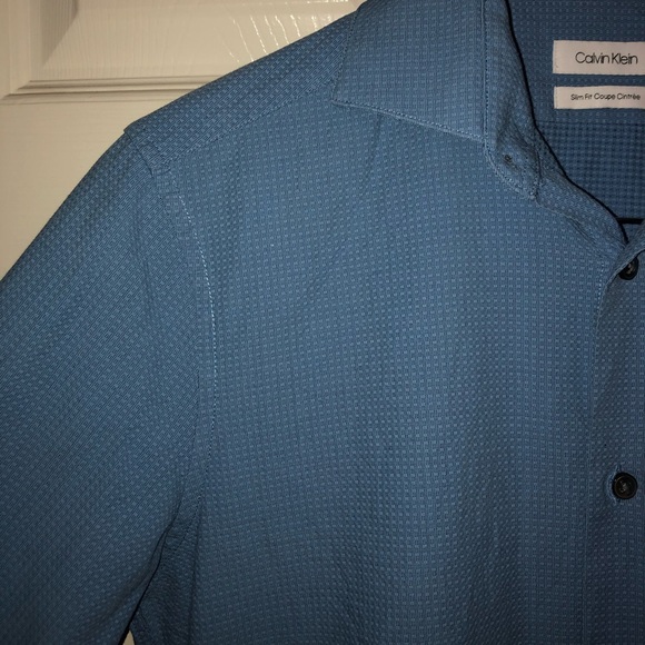 Calvin Klein collared button-down dress shirt - Picture 7 of 9